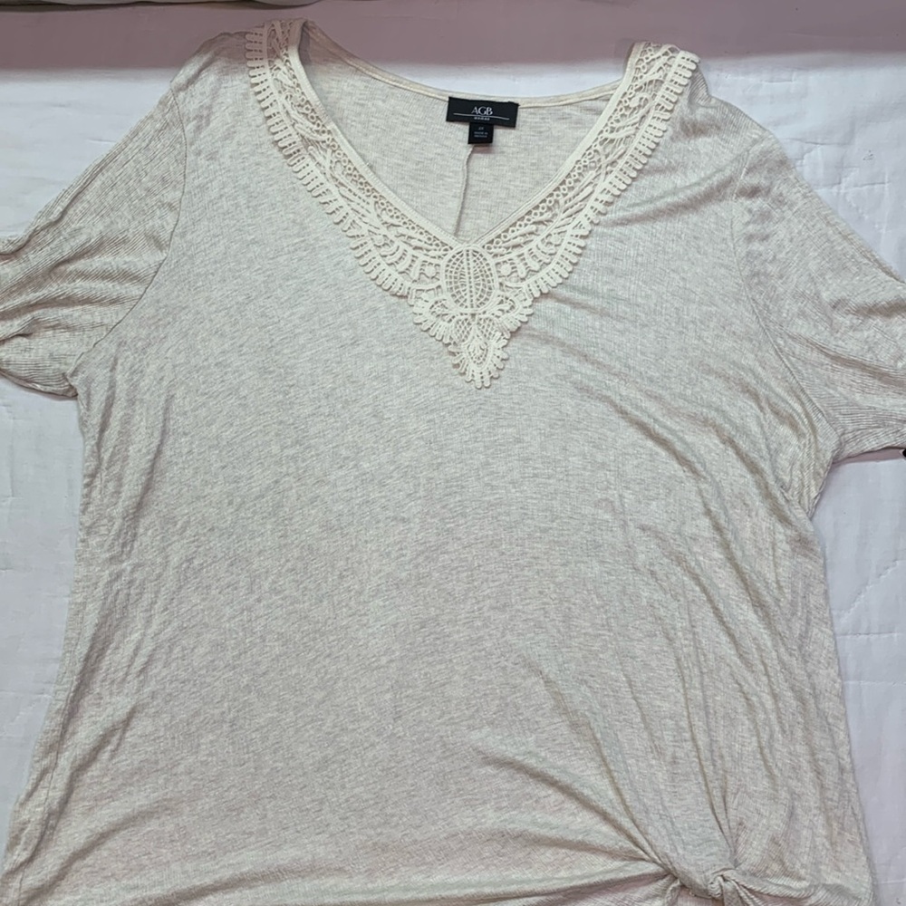 Coastal Grandma V-Neck Oatmeal Short Sleeve Crochet Neckline T-Shirt 2X NWT